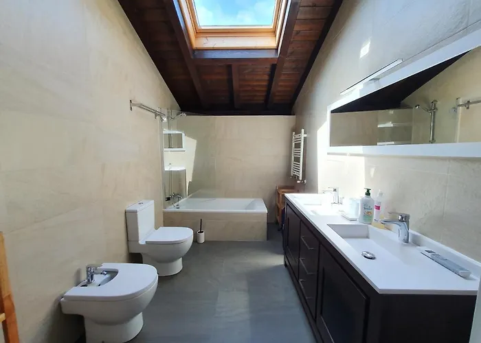 Villa Dreams And Friends On The Coast Of Bilbao. Getxo