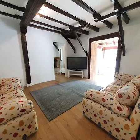 Villa Dreams And Friends On The Coast Of Bilbao. *